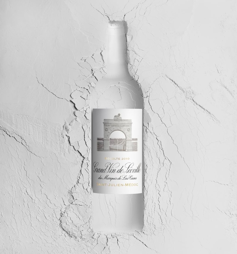 Visuel photo de campagne pour Château Léoville Las Cases réalisé en studio à Bulldog Studio