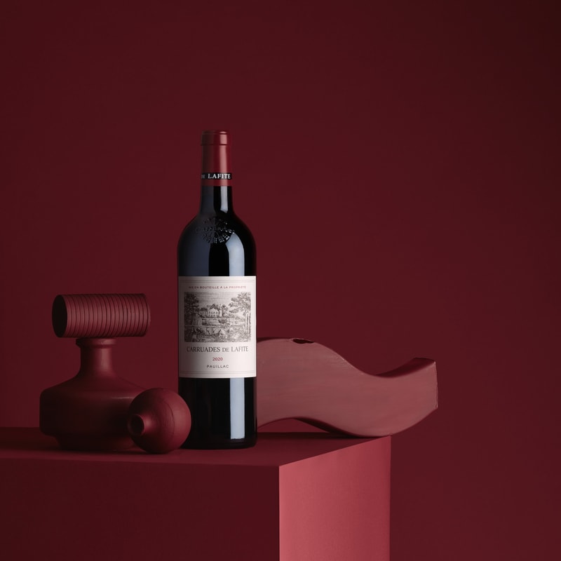 Shooting photo pour le vin Carruades de Château Lafite en studio à Bordeaux
