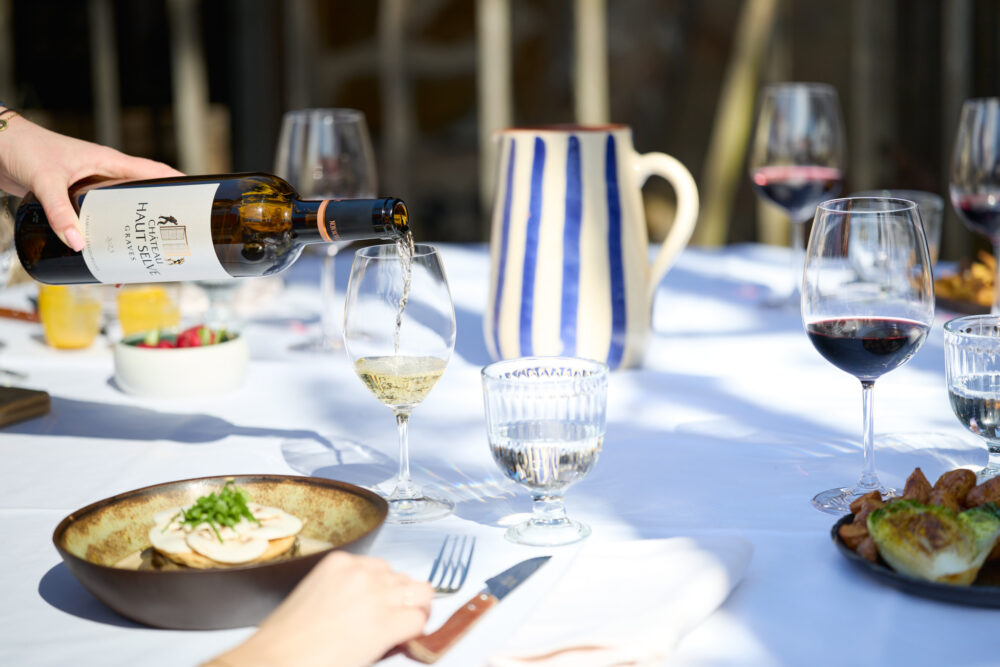 Mise en scène lifestyle pour le vin et les spiritueux